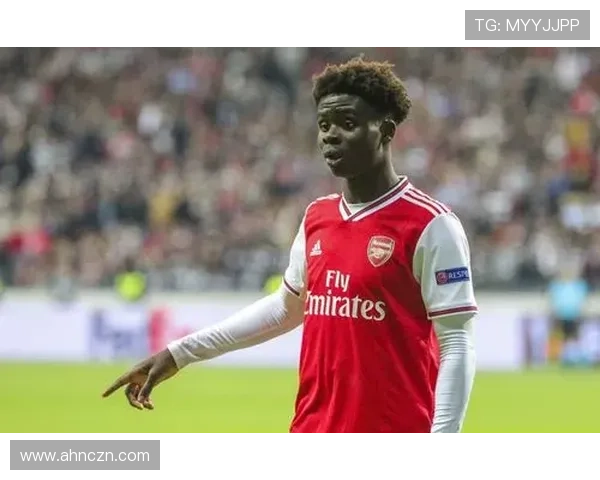 萨卡助力年轻队友成长，展现领导力的积极表现值得关注