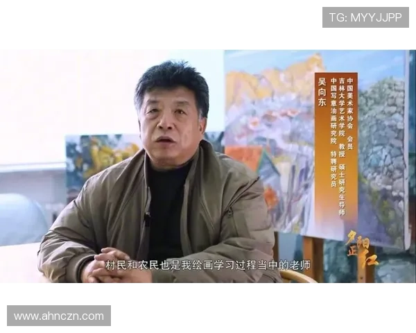 吴向东这生活简直像电影里走出来的，穿西装去打球，还得管家帮着拎包？