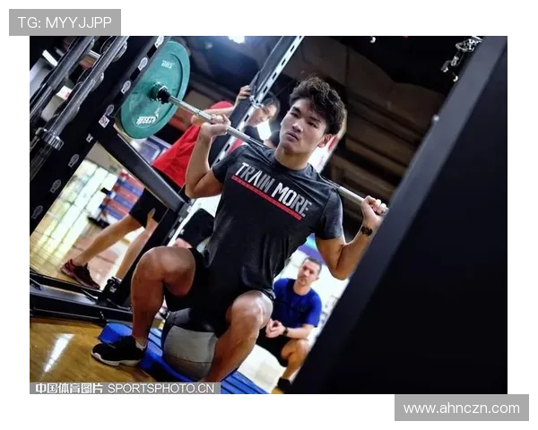 徐嘉余训练完直接打飞的去吃米其林三星，这日子过得跟偶像剧男主似的