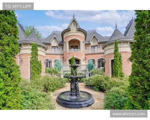 莫德里奇场下豪宅装修堪比宫殿，朋友圈都晒不出这么奢侈的日常